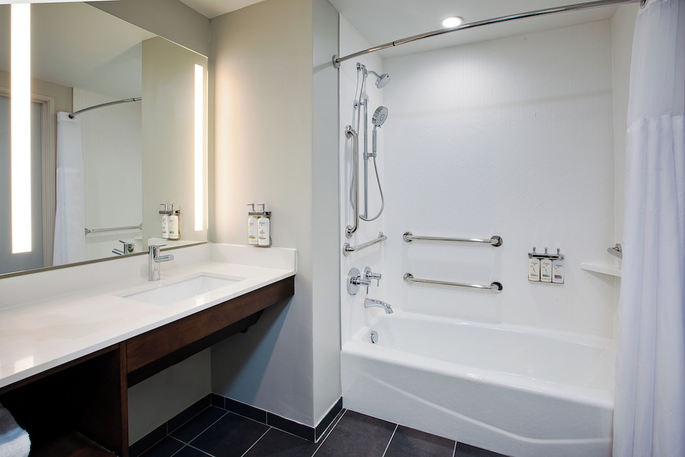 staybridge suites grand rapids south by ihg