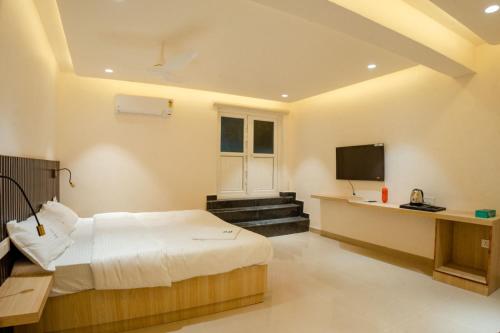 Sri Senthoor Velavan Palace Ssv Palace,,5 star