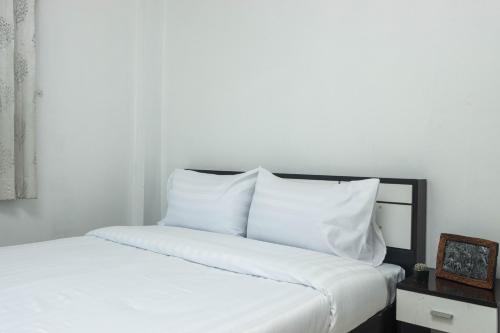 Taw Win Place,,3 star