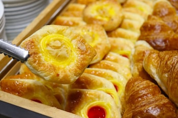 the quarter saphan khwai by uhg