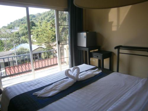 infinity boutique hotel kata beach