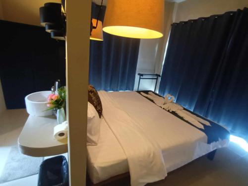 infinity boutique hotel kata beach