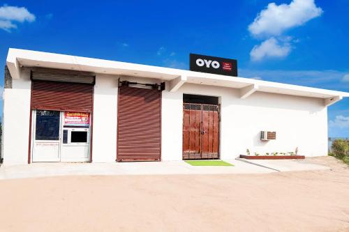 spot on hotel lakshya ghatampur