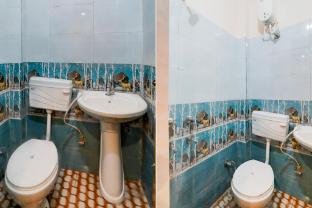 super hotel o aastha inn