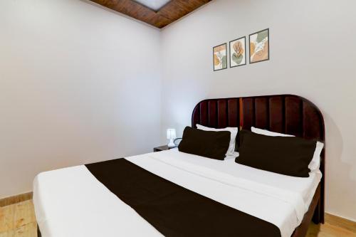 Super Hotel O Aastha Inn,,3 star