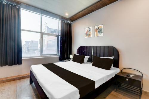 Super Hotel O Aastha Inn,,3 star