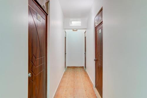 super hotel o aastha inn