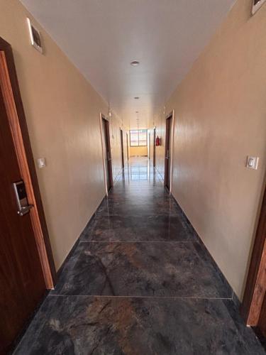 Arihant Hotel,,2 star