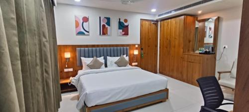 Hotel Pasupala Inn,,3 star