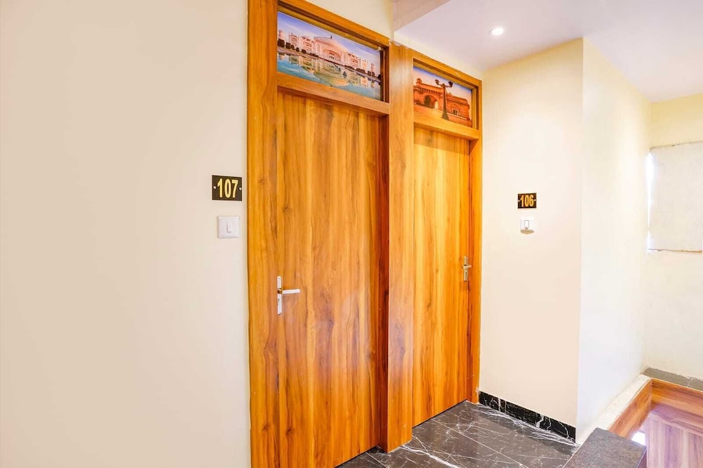 hotel emirates suite