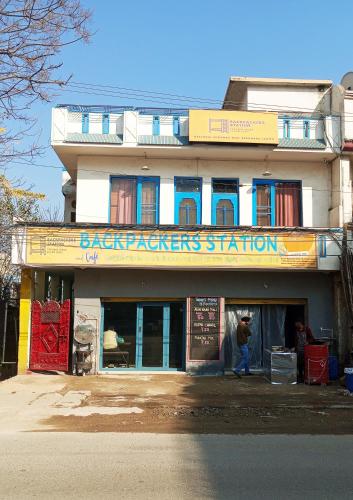 Backpackers Station,,4 star
