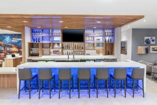 hyatt place eagle pass