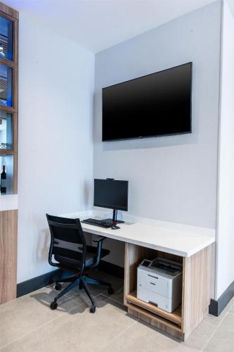 hyatt place eagle pass
