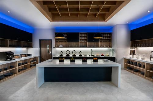 hyatt place eagle pass