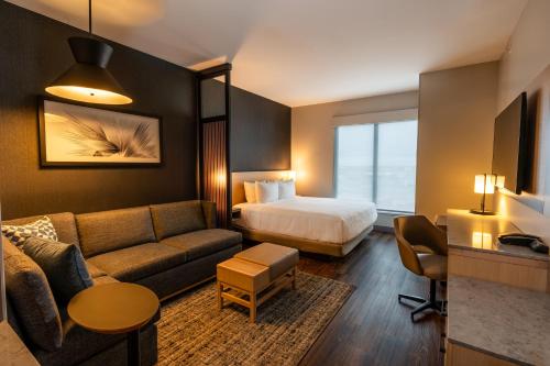 hyatt place eagle pass