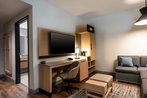 hyatt place eagle pass