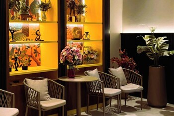 Hotel De One Dee,,3 star