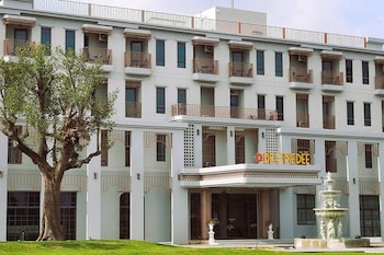 Hotel De One Dee,,3 star