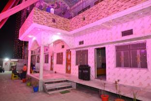 Shri Sita Vallabh Padchhaya,,2 star