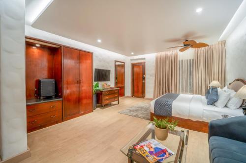 madras chronicle bay resort and spa