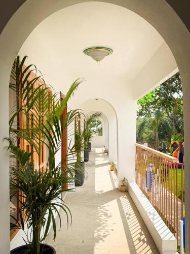 Madras Chronicle Bay Resort & Spa,,3 star