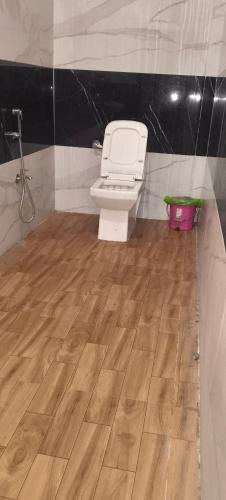 moonvilla banquet and hotels