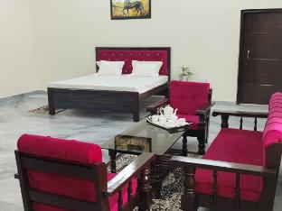 moonvilla banquet and hotels