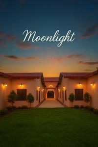 moonvilla banquet and hotels