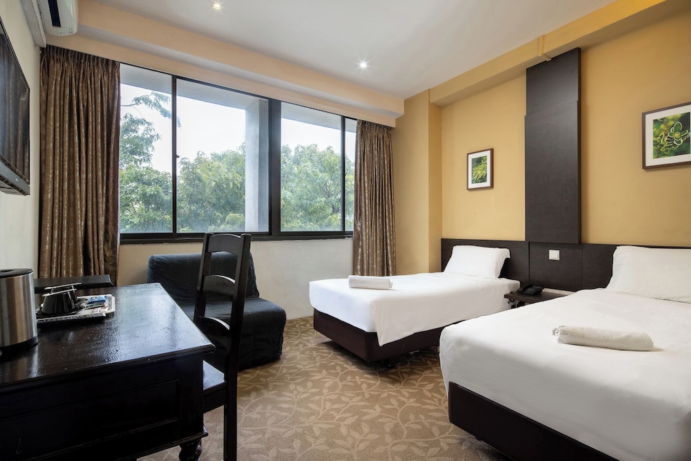 the quay hotel little india