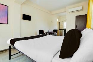 collection o mathura railway junction formerly brij gaurav guest house