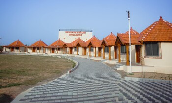 stayguru heritage resort dholavira