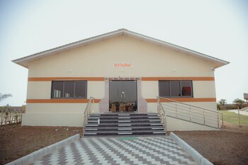 stayguru heritage resort dholavira