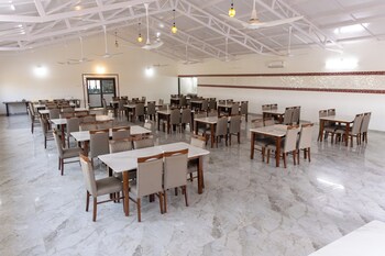 stayguru heritage resort dholavira