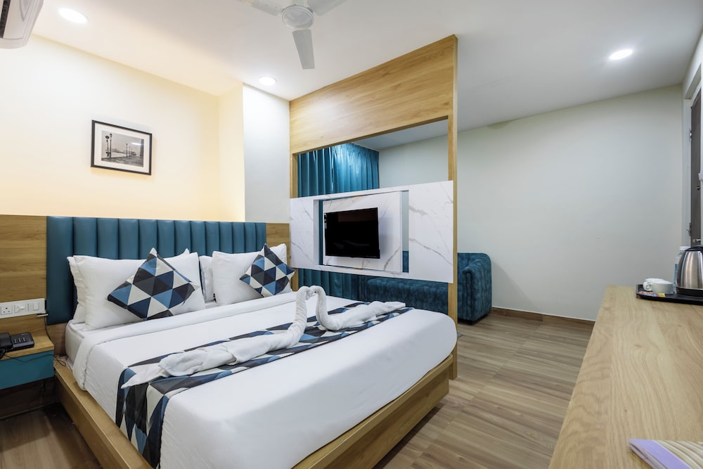 whiteridge premium hotel hitech city