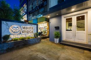 whiteridge premium hotel hitech city