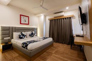 whiteridge premium hotel hitech city