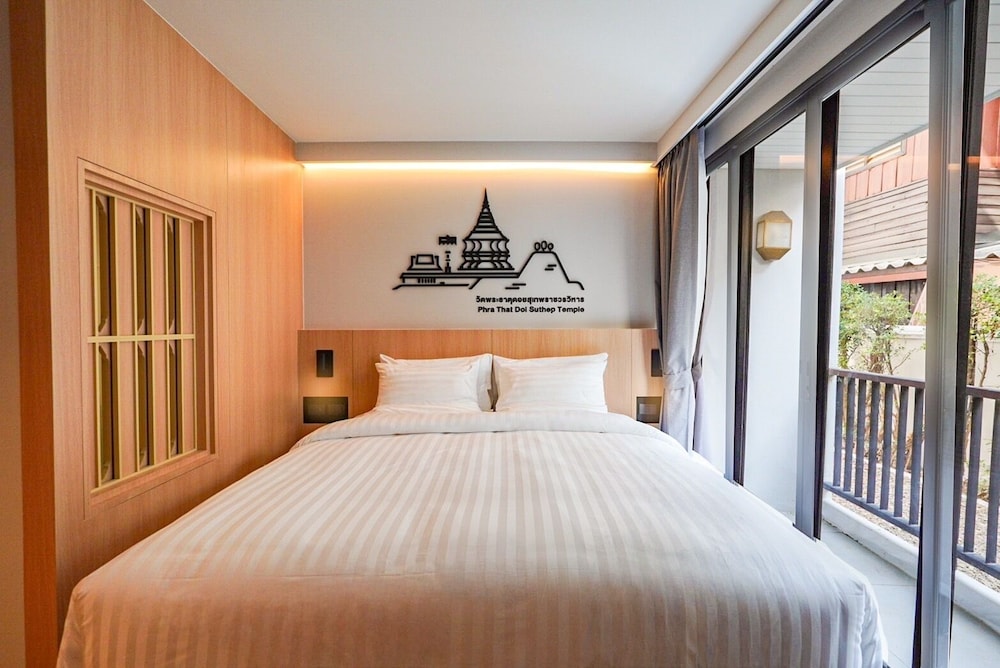 march hotel and suite chiang mai