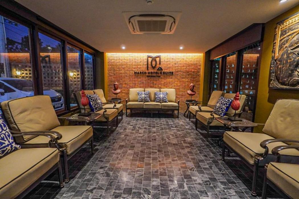 march hotel and suite chiang mai