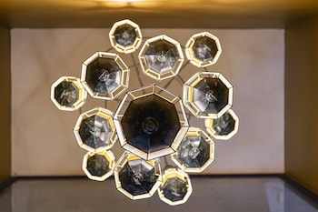 march hotel and suite chiang mai