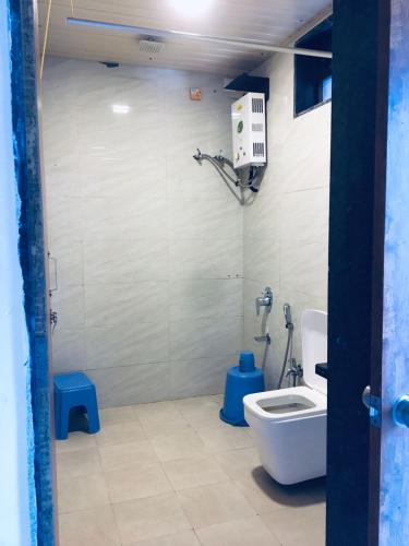 Hotel Green Crystal,,2 star