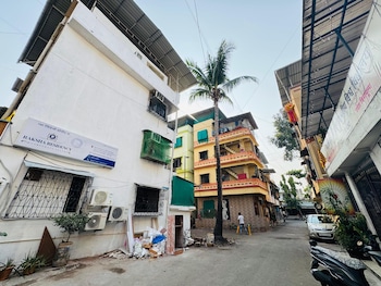 hotel raksha residency