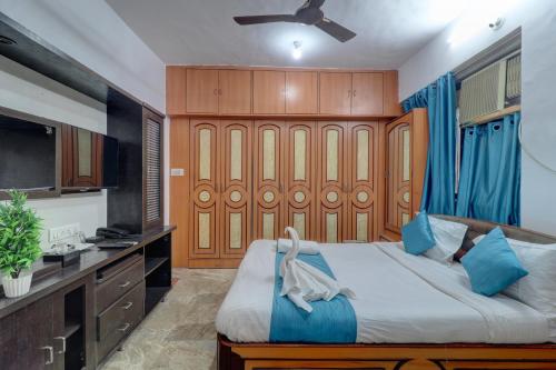 Hotel Raksha Residency,,2 star