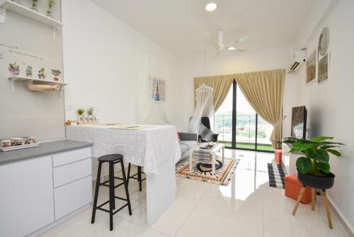 cozy corner in johor bahru danga bay by widebed jb
