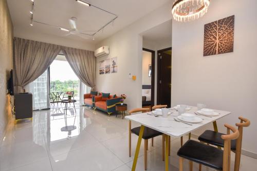 cozy corner in johor bahru danga bay by widebed jb