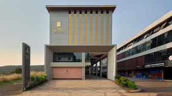 kowju airport hotel calicut
