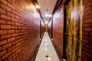 surprised homestay by ubook