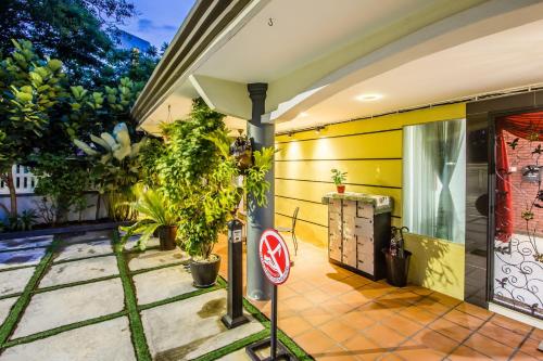 Surprised Homestay By Ubook,,2 star