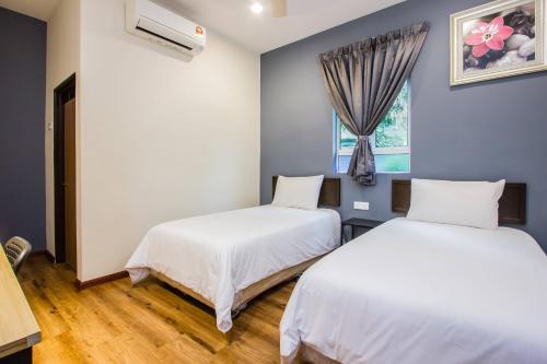 surprised homestay by ubook