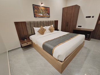 light house suites hubballi