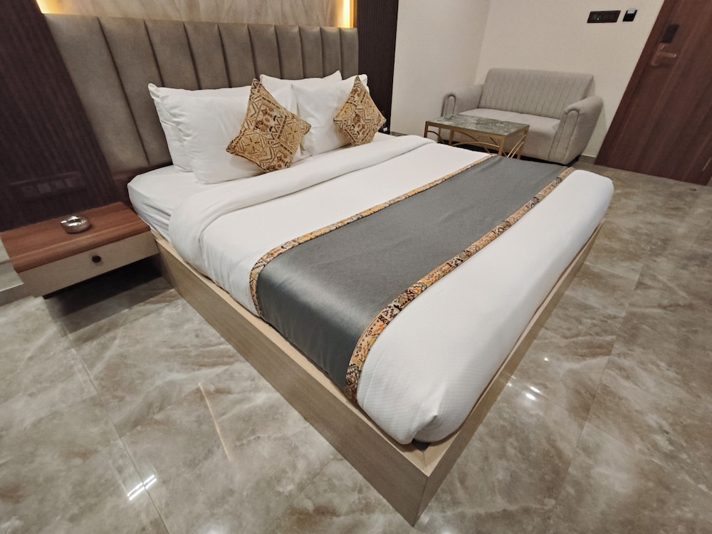 light house suites hubballi